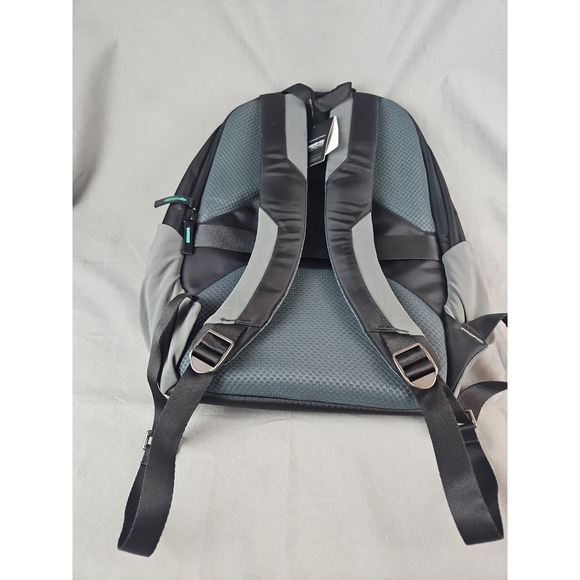 🔥NWT Mercedes AMG Petronas F1 Backpack Unisex - Black - Picture 3 of 4